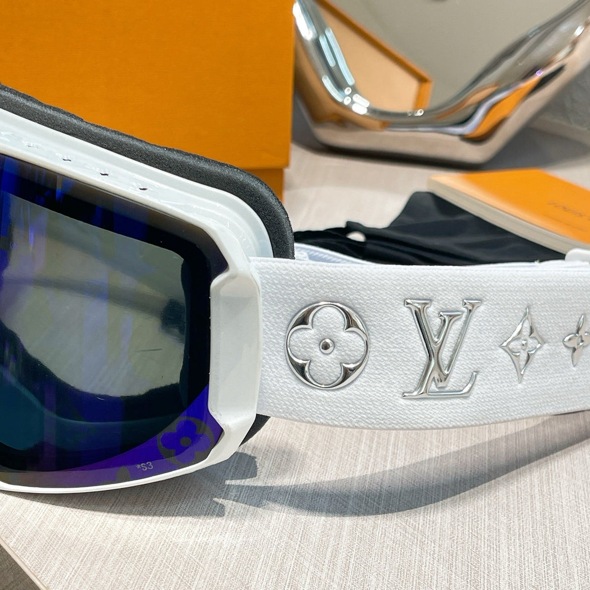 Snow Gradient Mask S00 – Premium Ski Goggles