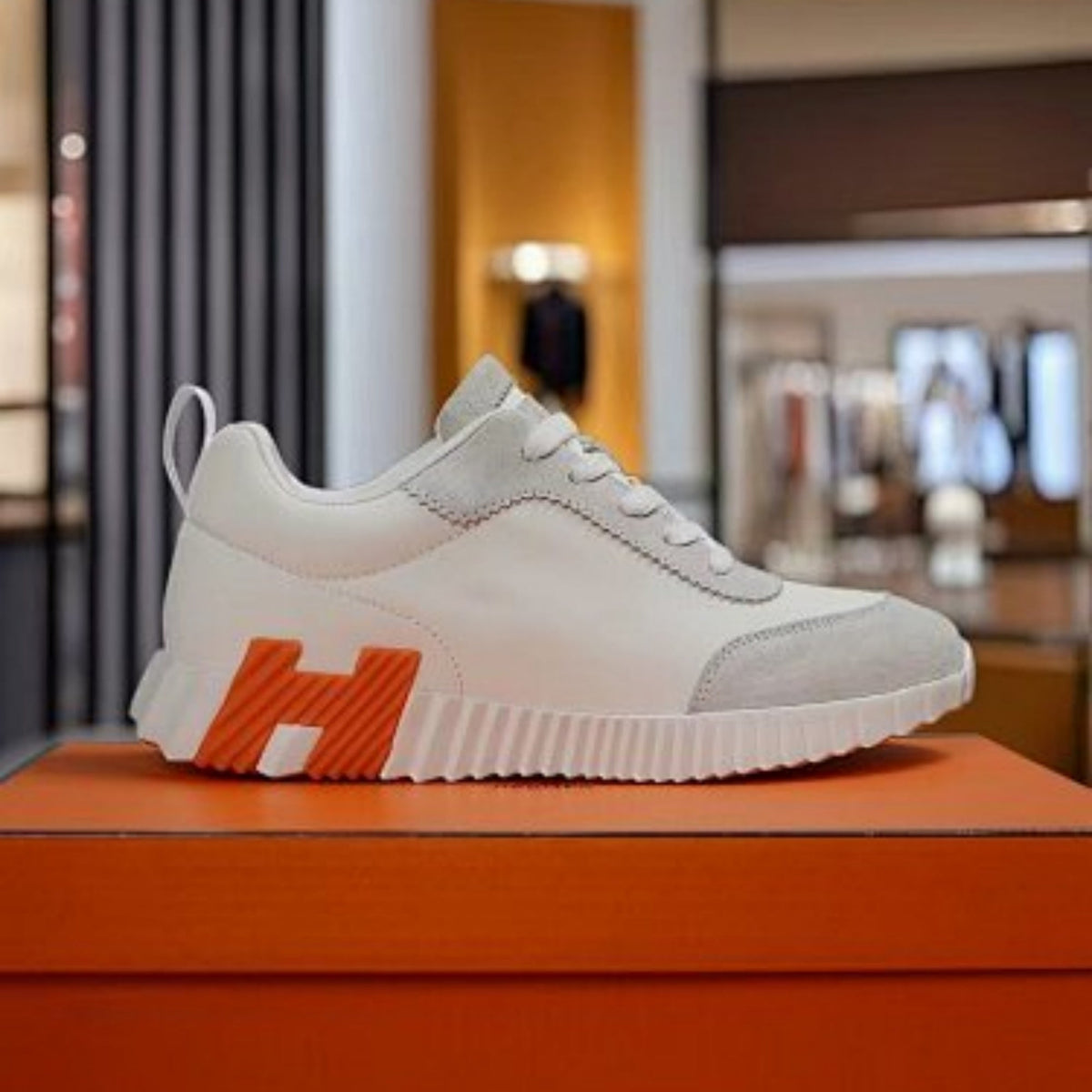 Hermès Casual Sneakers