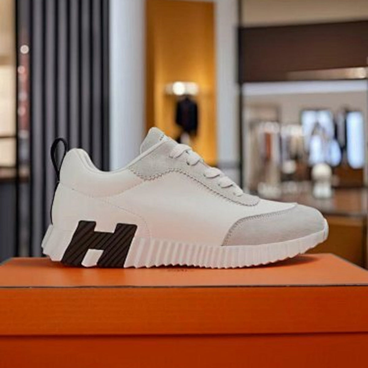 Hermès Casual Sneakers