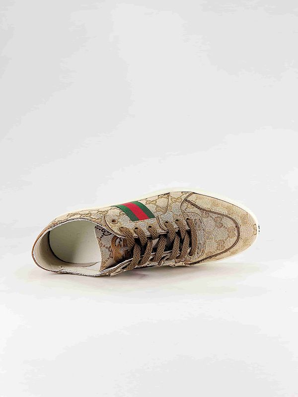 Gucci Screener GG Supreme Canvas Sneaker